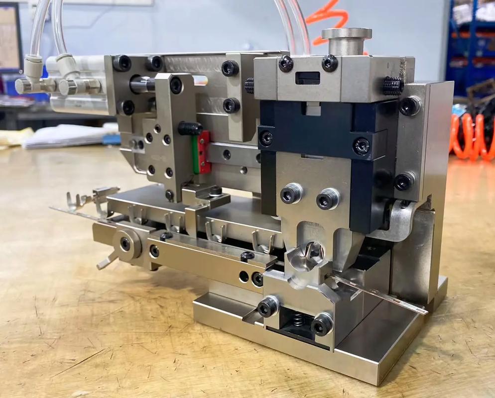 各種款式精密模具,小金剛,刀片#線束加工 #端子線加工 #線